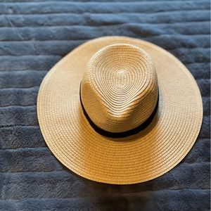 Packable Straw Hat